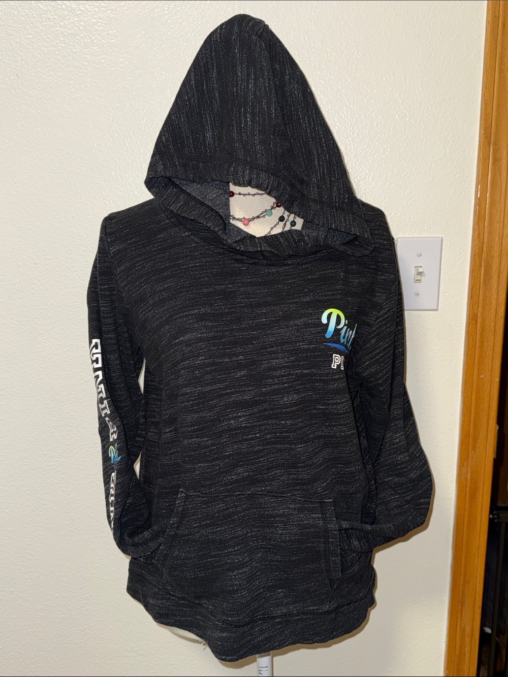 PINK Victoria's Secret Hoodie size Mediu